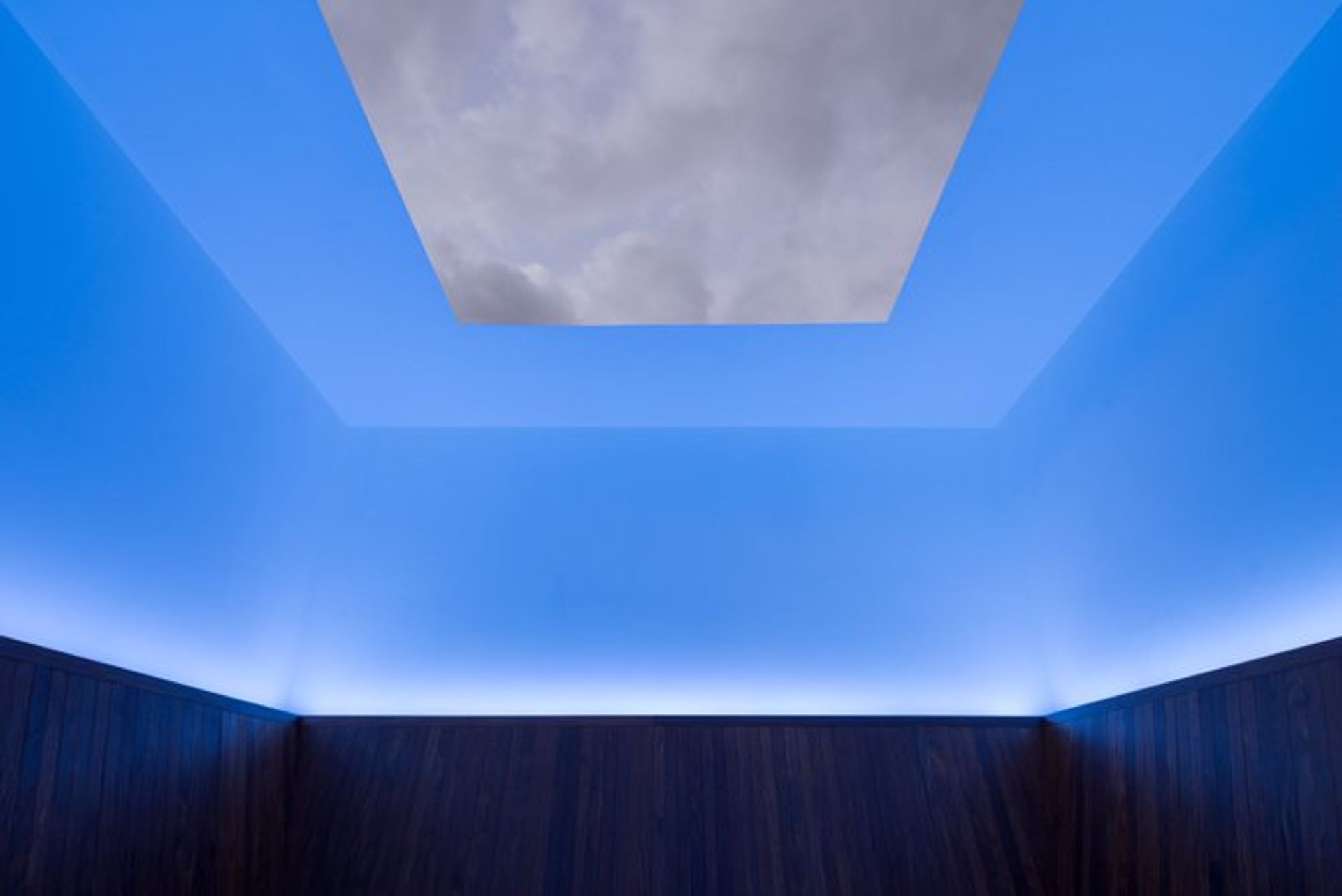 James Turrell, Meeting (1980-86/2016) Courtesy MoMA PS1