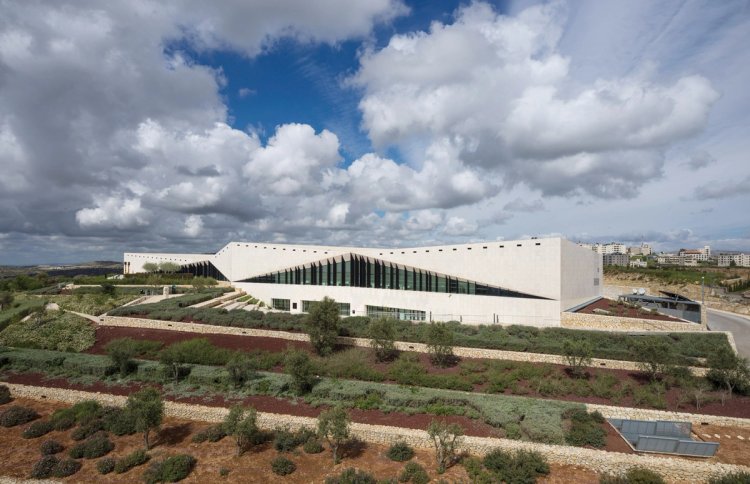 British Library shares conservation experts with Palestinian Museum ...