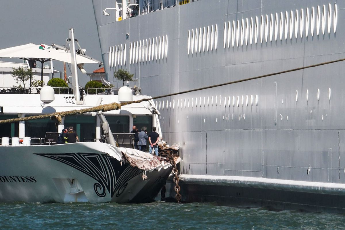 The River Countess tourist boat was hit by the MSC Opera cruise ship in Venice © Andrea Pattaro/AFP/Getty Images