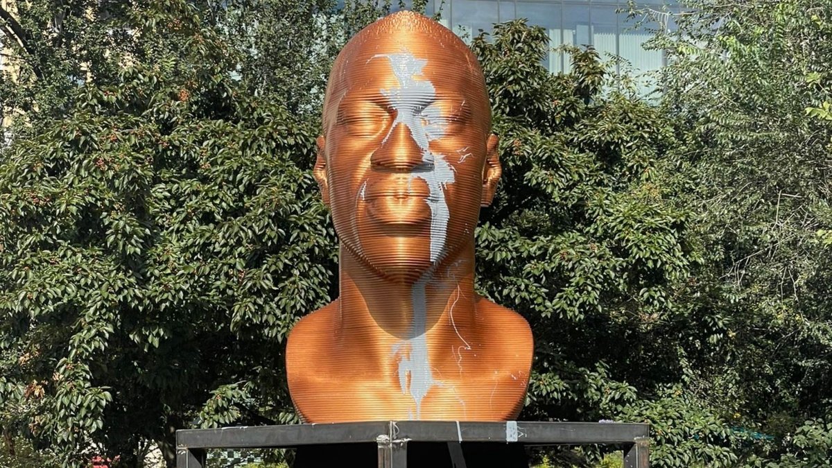 Grey paint was splashed on a sculpture honouring George Floyd in Union Square. Photo: Rhea M via Twitter