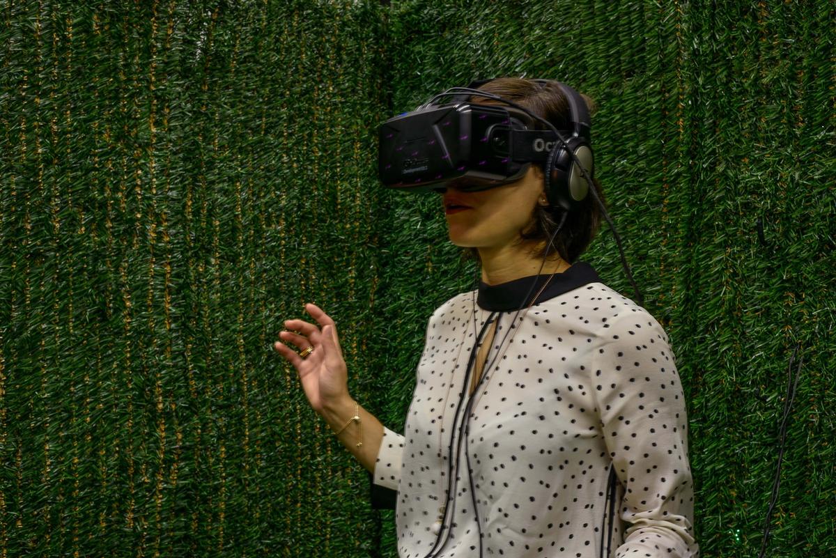 Installation view of Jon Rafman's Sculpture Garden (Hedge Maze, 2015) at the Zabludowicz Collection, London. Photo: Thierry Bal