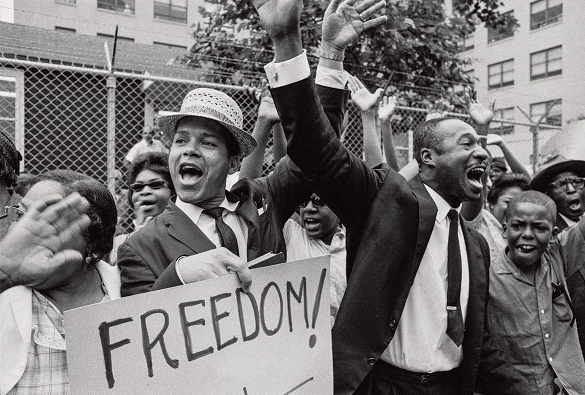 African Americans in a 1963 protest demanding access to construction jobs © Bob Adelman