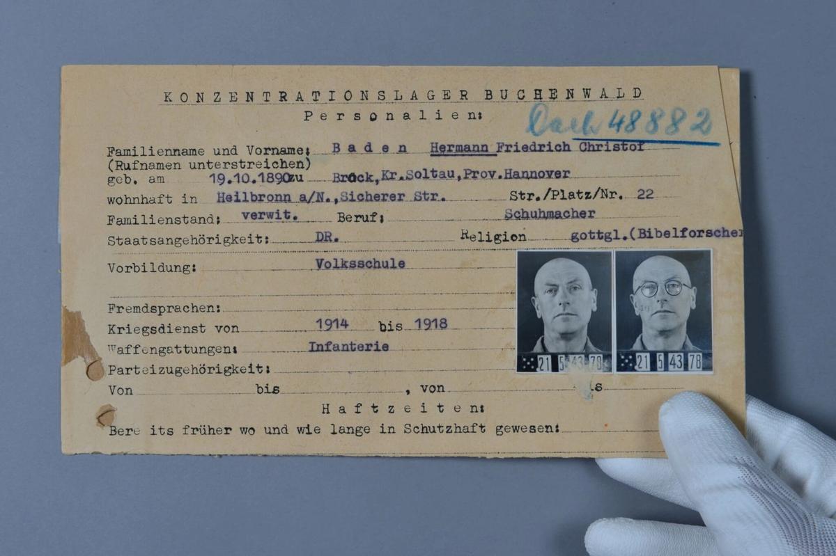 Prisoner card from the Buchenwald concentration camp Photo: Andreas Greiner-Napp, courtesy Arolsen Archives