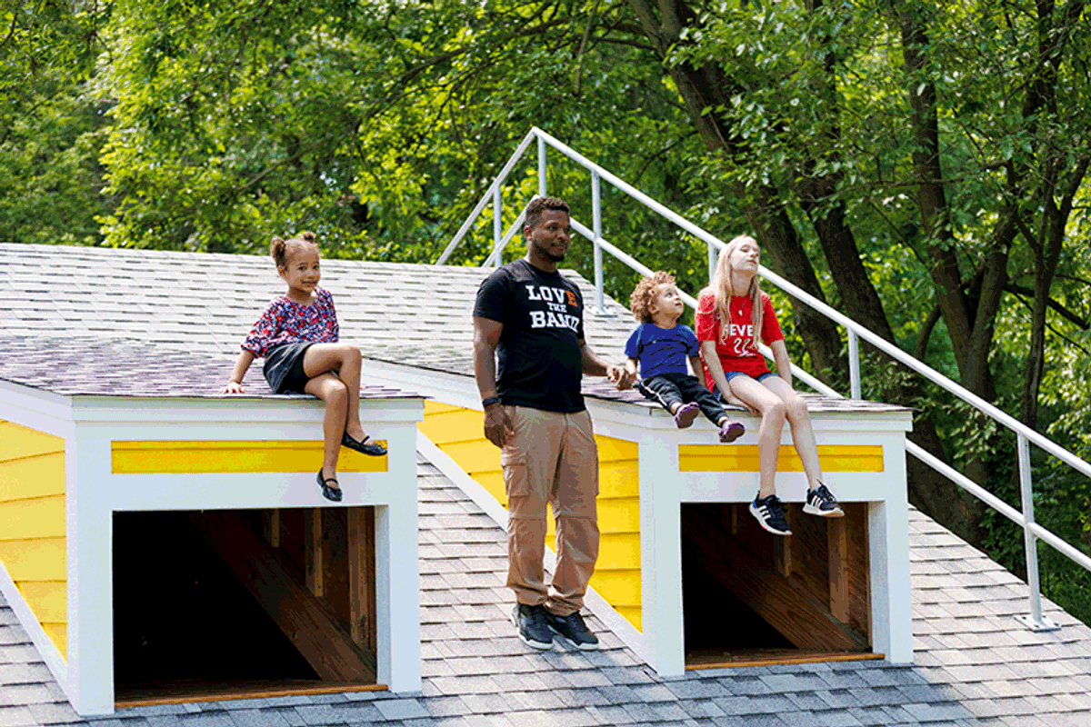 Heather Hart’s Oracle of Intimation (2023) works as seating, a stage and a giant amplifier for park-goers
Photo © Anna Tiplick