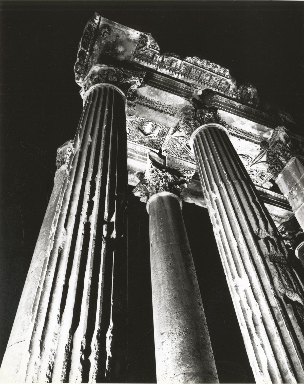 Manoug Alemian: Bacchus Temple at night, 1963 Photographic Collections of the Archives and  Special Collections, AUB Libraries