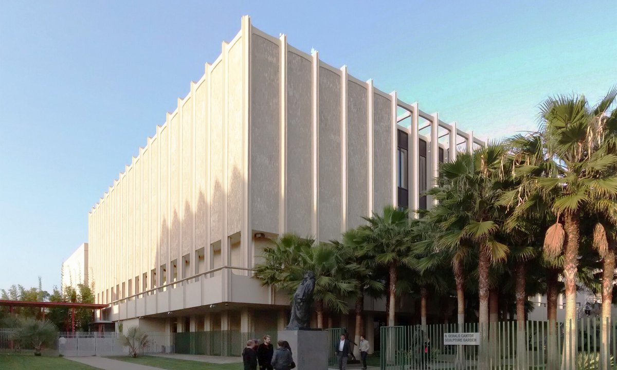 Lacma accused of showing counterfeit Korean works Lacma accused of showing counterfeit Korean works