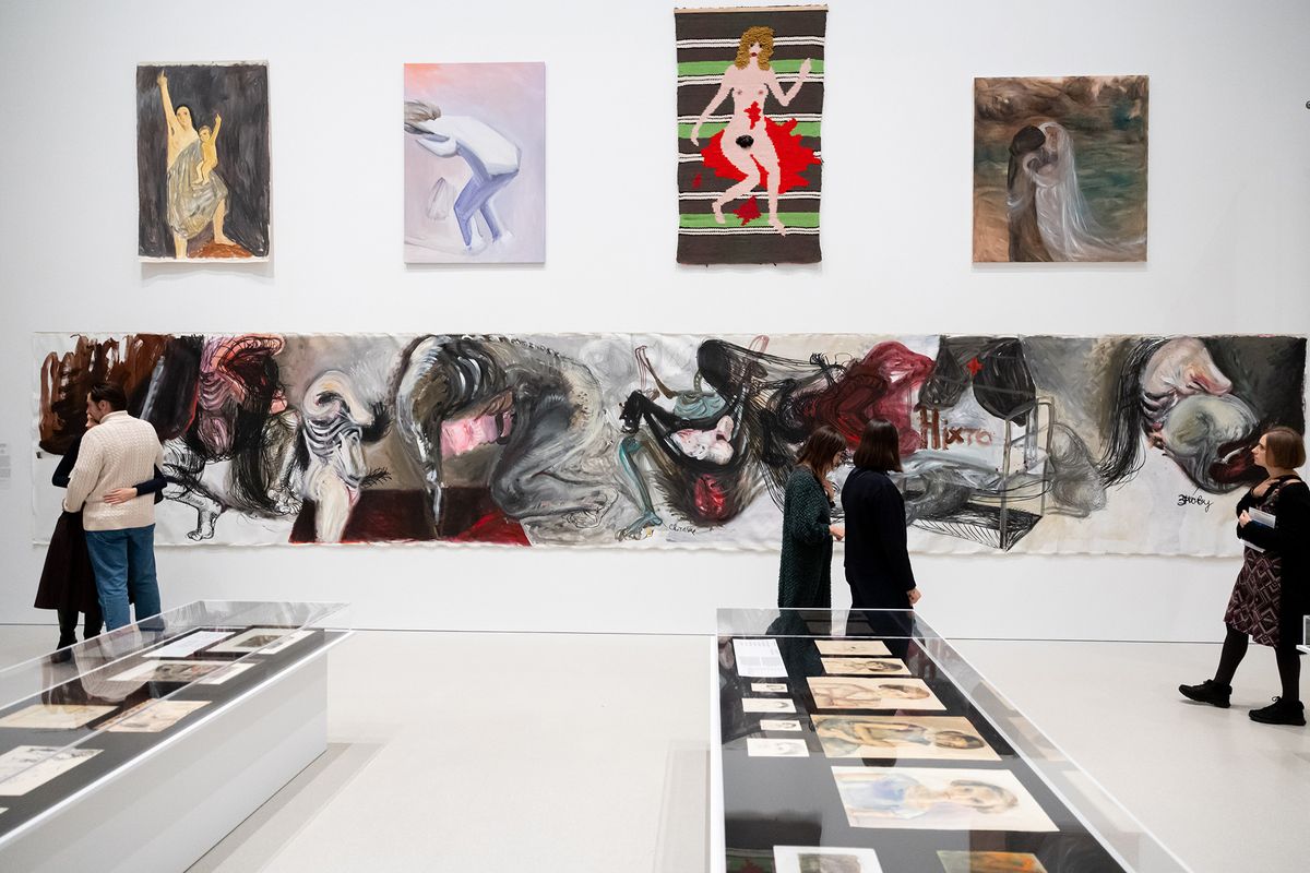 Works in the show include (top, from left to right) Kateryna Lysovenko’s Untitled (2022), Lesia Khomenko’s A Woman in the Middle of the Explosion (Kharkiv) (2024), Kinder Album‘s Bleeding (2023) and Sana Shahmuradova Tanska’s War Widow (2023), above Vlada Ralko’s monumental Guests (2022) Photo: Alicja Szulc
