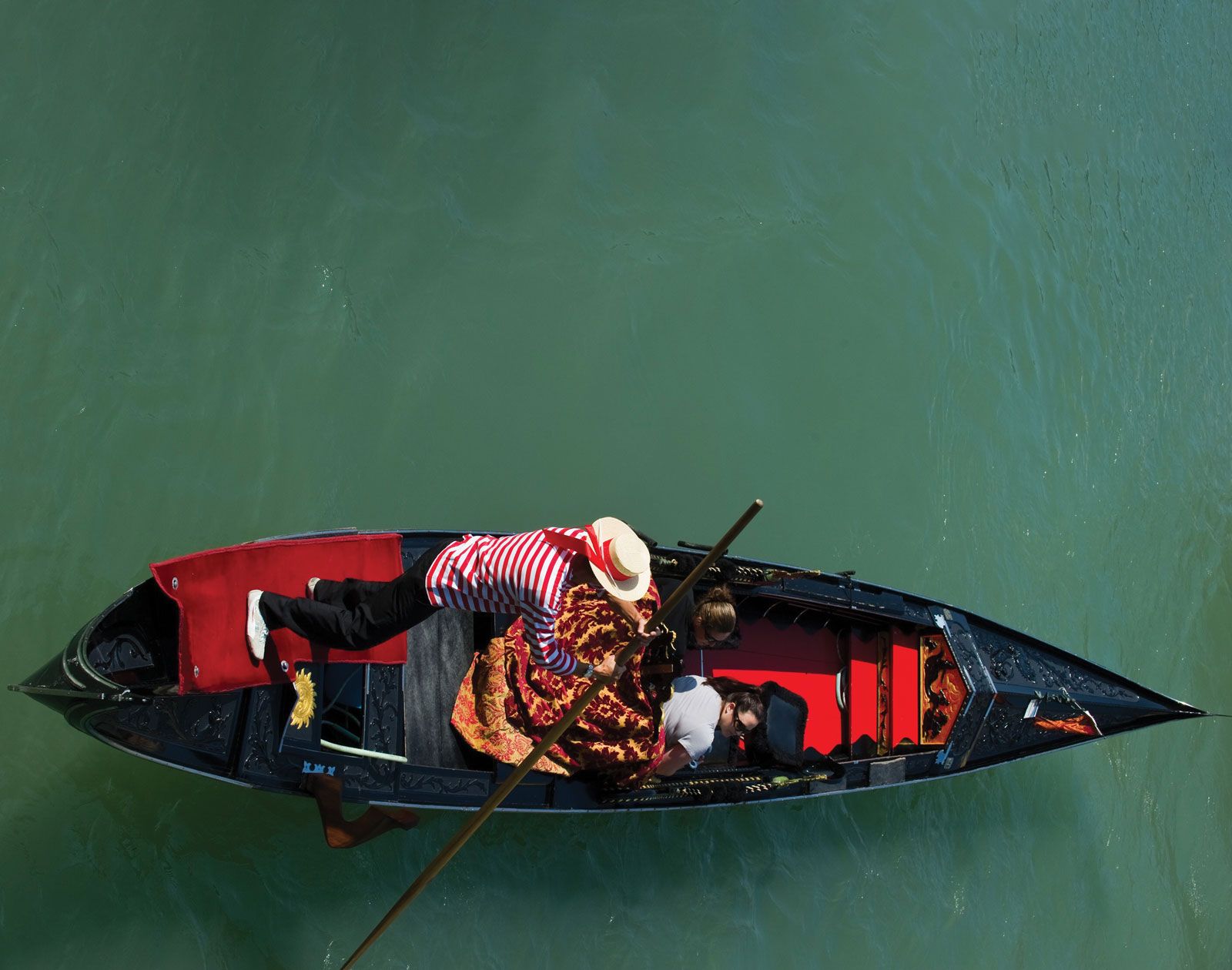 Navigating the numerous national pavilions, the main exhibition and collateral events takes stamina © Marco Secchi