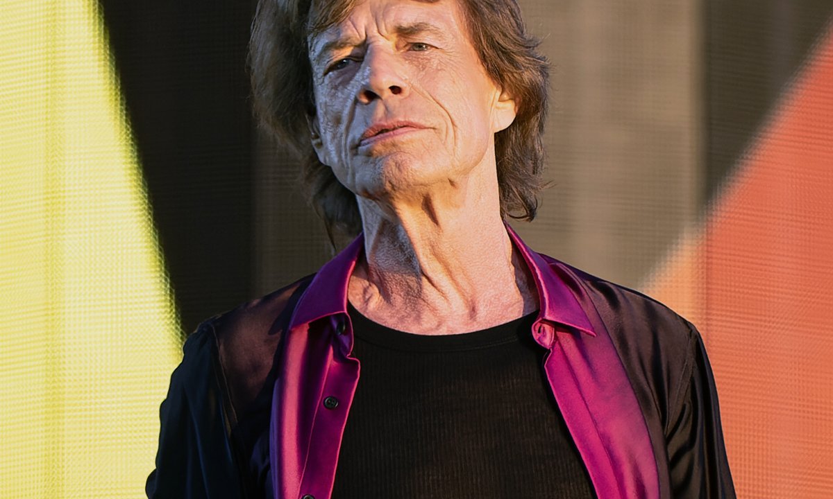 Taking the Mick? Rolling Stones singer Jagger is a judge on Caribbean art jury Taking the Mick? Rolling Stones singer Jagger is a judge on Caribbean art jury