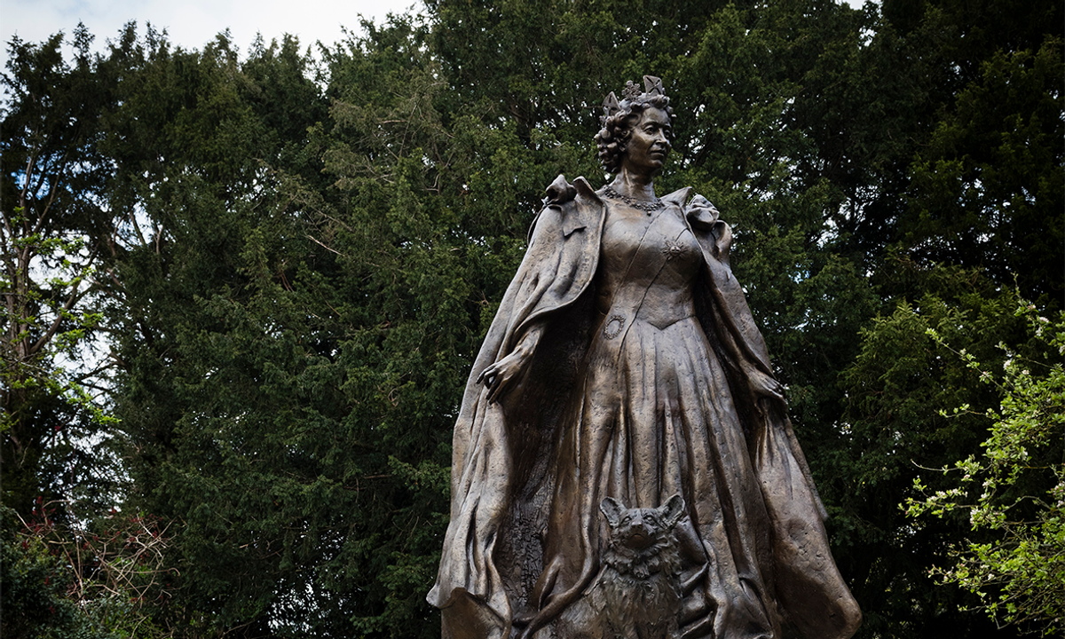 Newly unveiled statue of Queen Elizabeth II and her corgis splits opinion