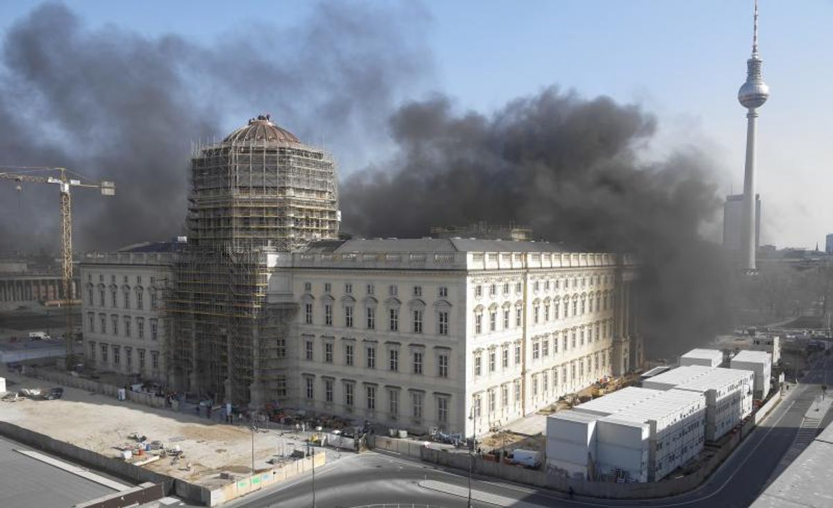 Police said there was no evidence of a deliberate arson attack © Webcam/Humboldt Forum