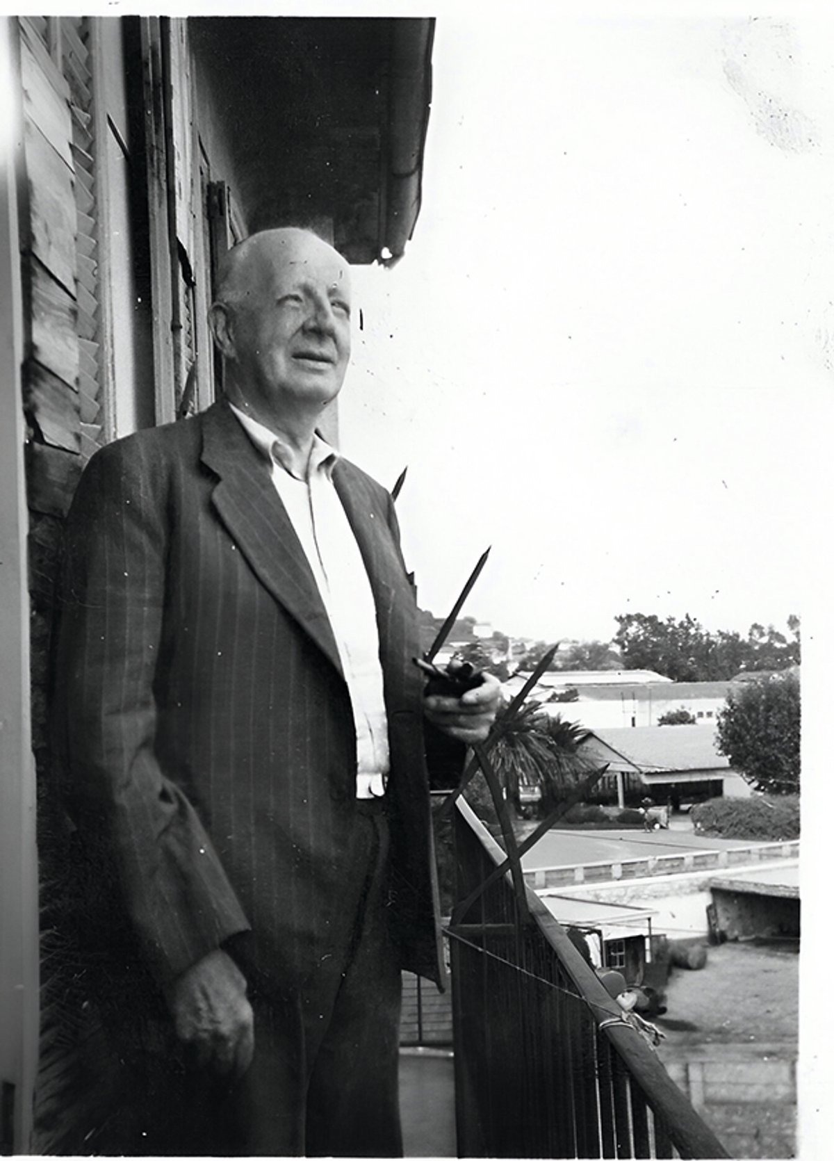 Peter Gregory in Saint Tropez, 1950s. He often stayed as a guest at the flat of friends Andrew and Dorothy Morland Photo: © Collection of Susannah Davidson
