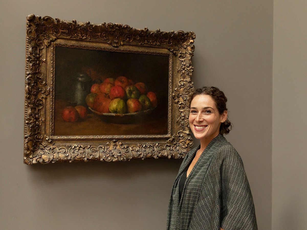 Rosalind Nashashibi in front of Gustave Courbet’s Still Life with Apples and a Pomegranate (1871-72) © The National Gallery, London
