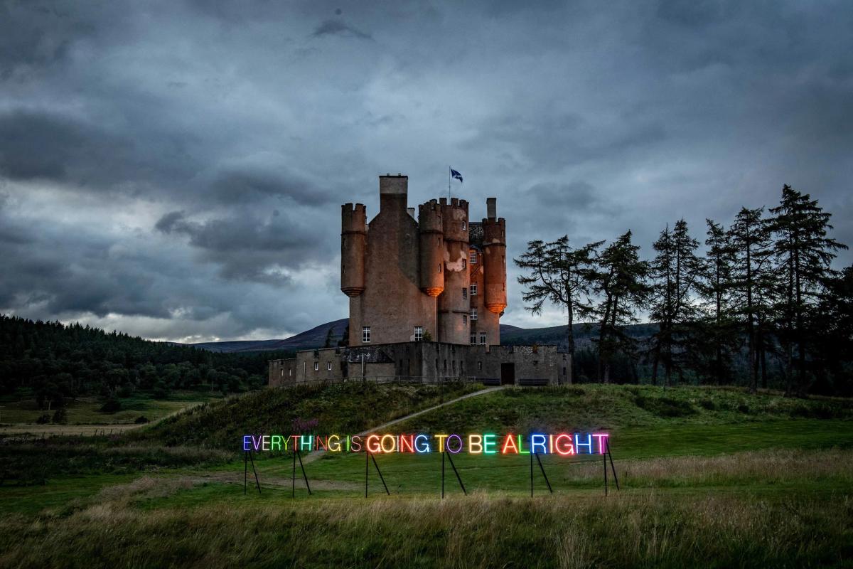 Martin Creed, Work No. 3435 EVERYTHING IS GOING TO BE ALRIGHT (2020), displayed outside of Braemar Castle in Aberdeenshire

© Martin Creed. All rights reserved, DACS 2024. Courtesy of the artist and Hauser & Wirth