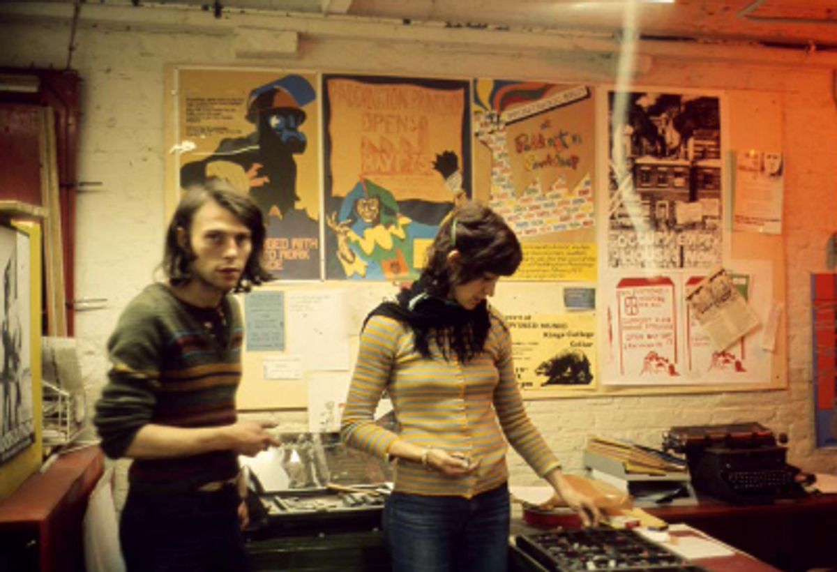 John Phillips and Diney Bierski making posters at the Printshop around 1975 © John Phillips