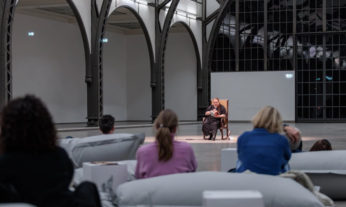Tania Brugueraâs reading at Hamburger Bahnhof shut down after heated pro-Palestine protests