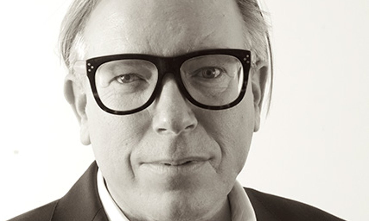 The Australian artwork world pays tribute to Tim Klingender, an knowledgeable on Aboriginal artwork, who has died aged 59 The Australian artwork world pays tribute to Tim Klingender, an knowledgeable on Aboriginal artwork, who has died aged 59