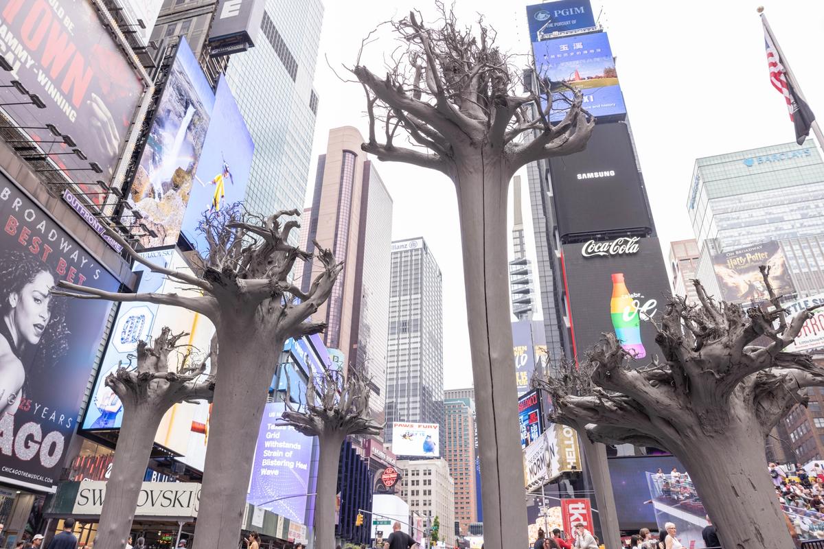 Installation view of Charles Gaines, The American Manifest, at Times Square, New York. Courtesy Creative Time, Governors Island Arts and Times Square Arts.