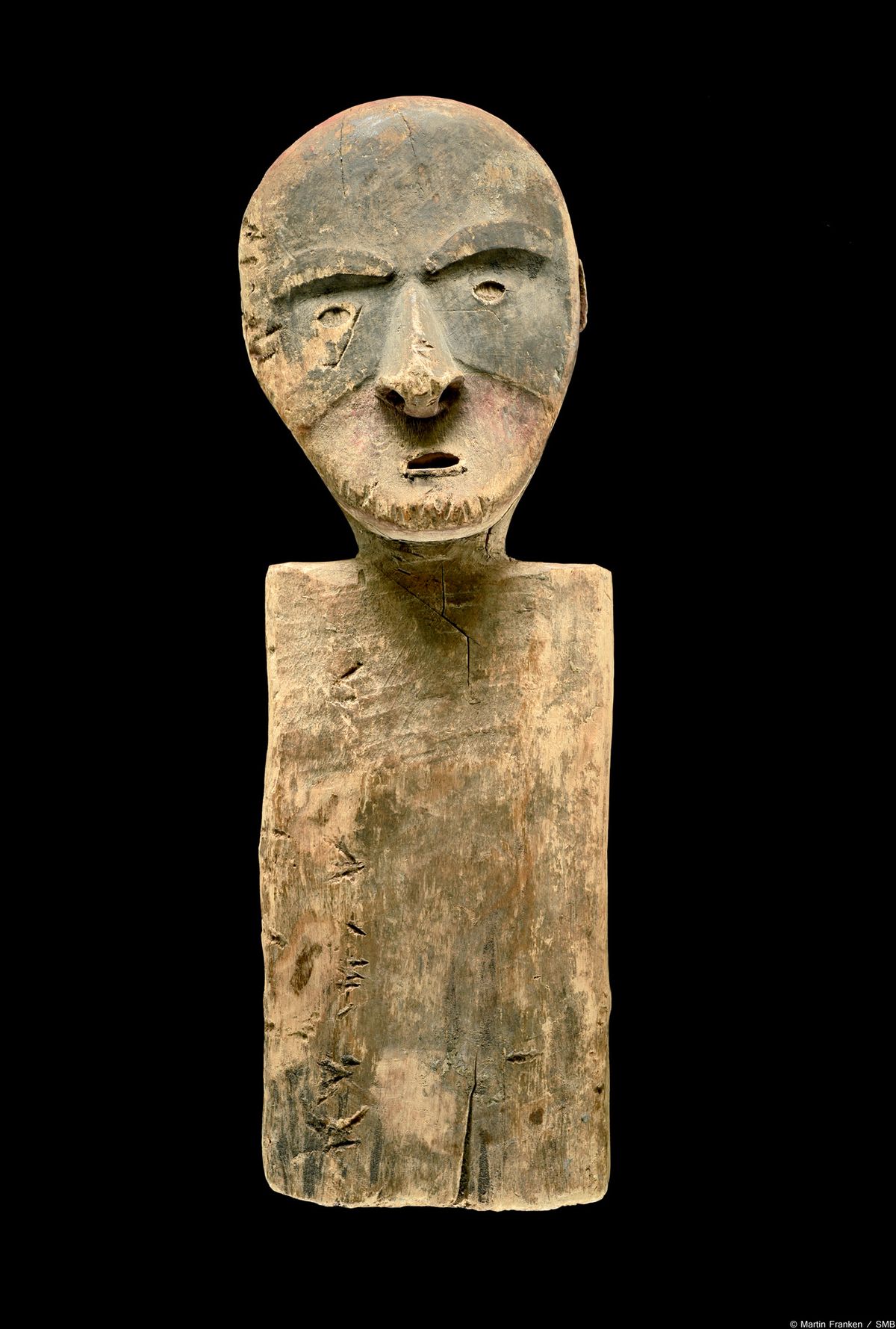 This wooden idol was probably a shamanic figure designed to protect people from danger and death Ethnological Museum, Staatliche Museen zu Berlin / Martin Franken, 2018