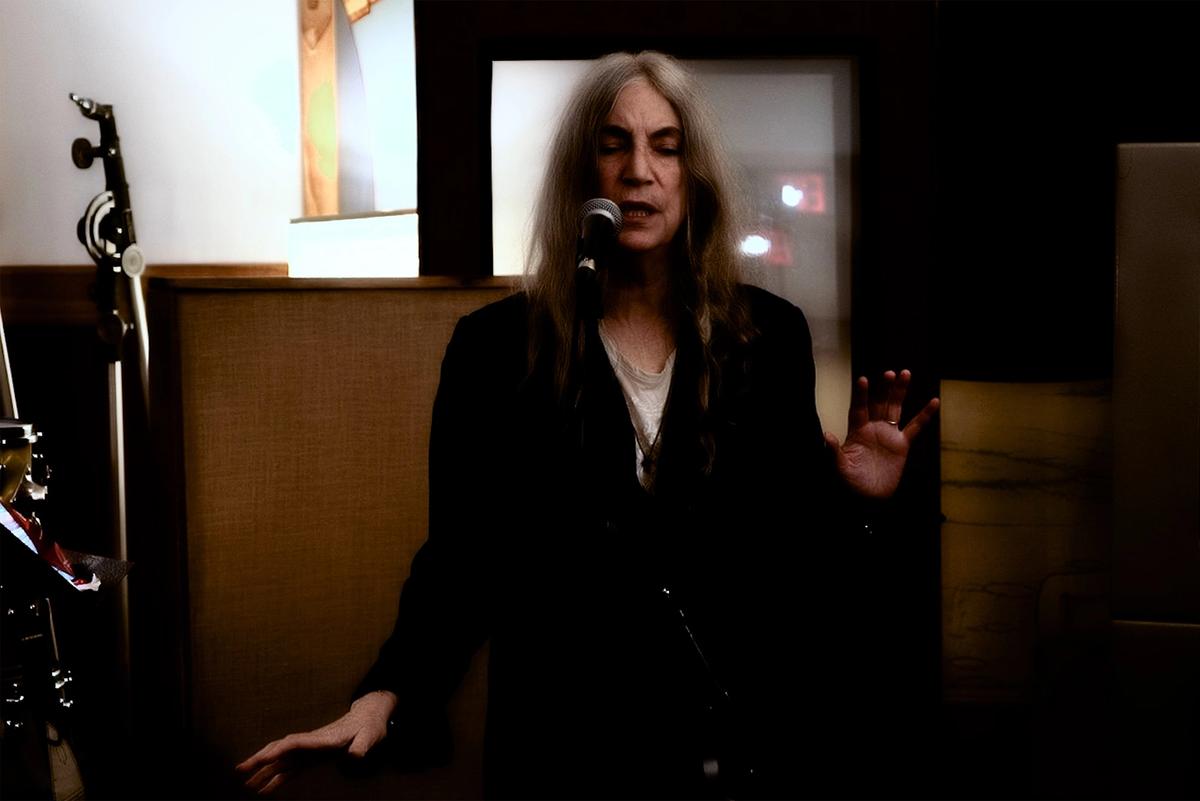 Patti Smith performing on New Years Eve © Circa, courtesy of the artist