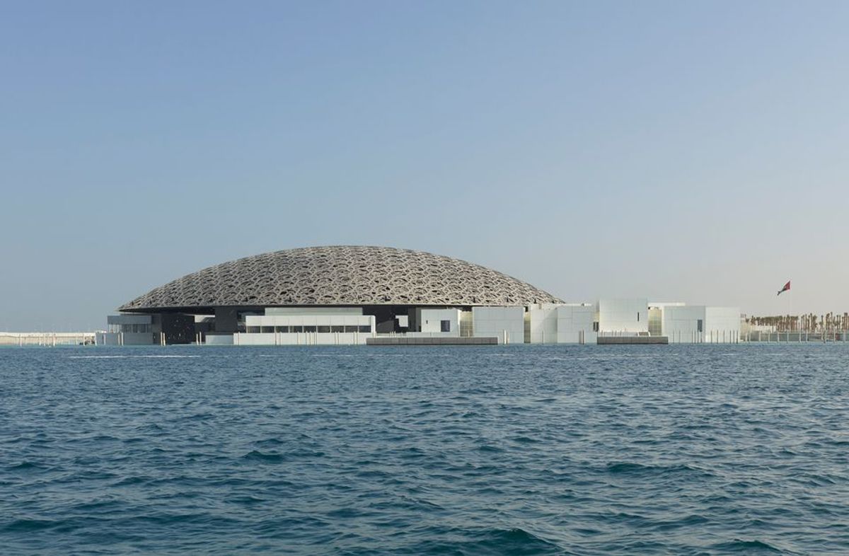 Exterior view of Louvre Abu Dhabi © Louvre Abu Dhabi. Photo: Roland Halbe