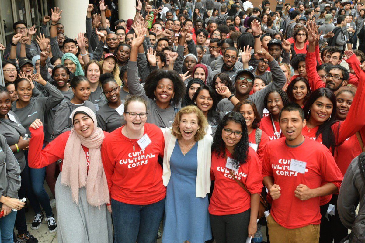 The CUNY Cultural Corps provides students with paid internships at New York institutions