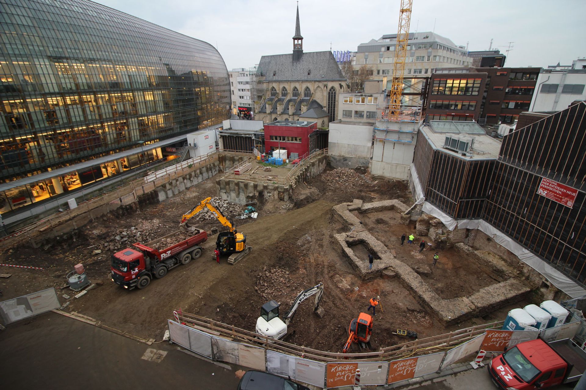 The foundations of a Roman building that is probably the oldest library in Germany have been uncovered in central Cologne © Römisch-Germanisches Museum der Stadt Köln