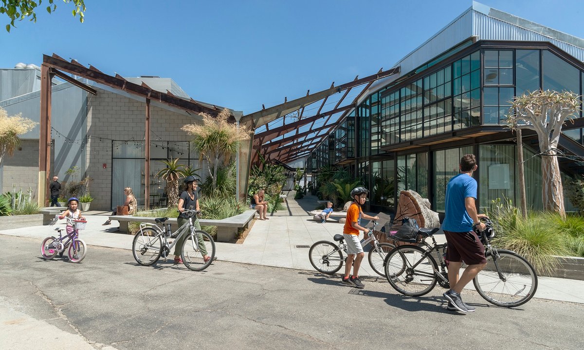 Santa Monica city council approves measure to create support structure for Bergamot Station gallery complex