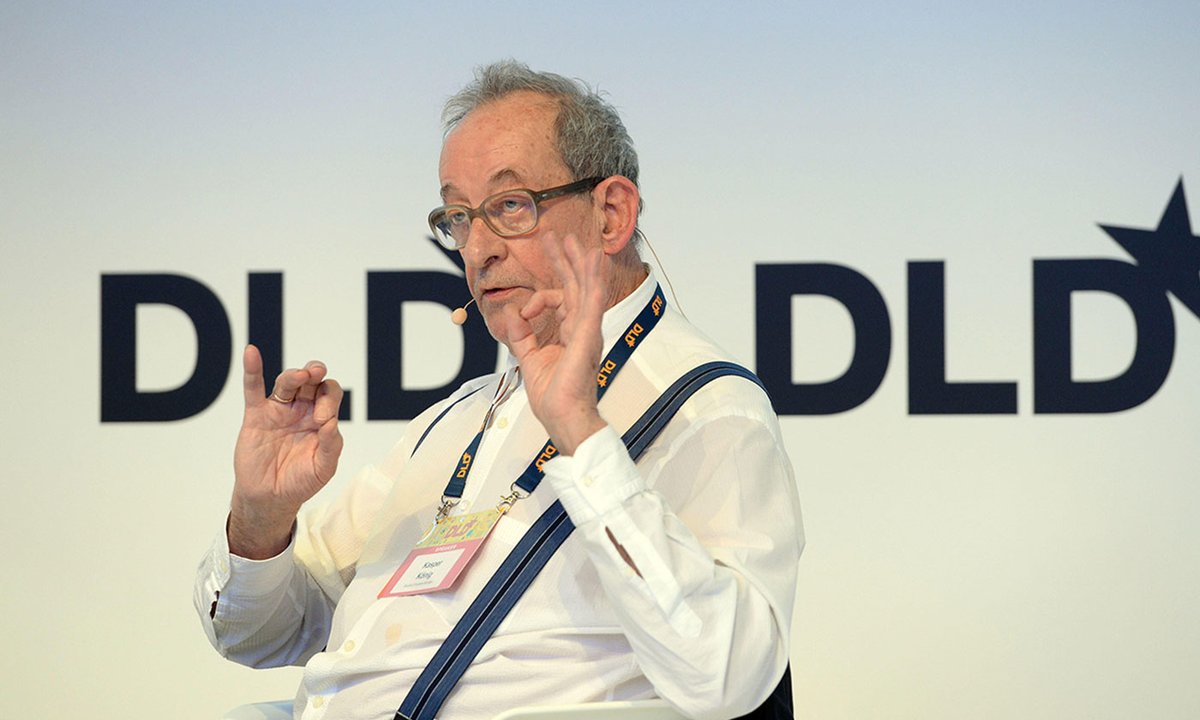 Kasper König, pioneering curator and co-founder of Skulptur Projekte Münster, dies aged 80 Kasper König, pioneering curator and co-founder of Skulptur Projekte Münster, dies aged 80