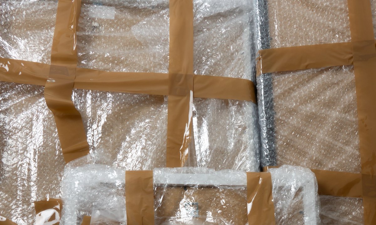 Image accompanying source report: New EU Packaging Rules Will Force Galleries, Museums and Shippers to Rethink How Art Moves