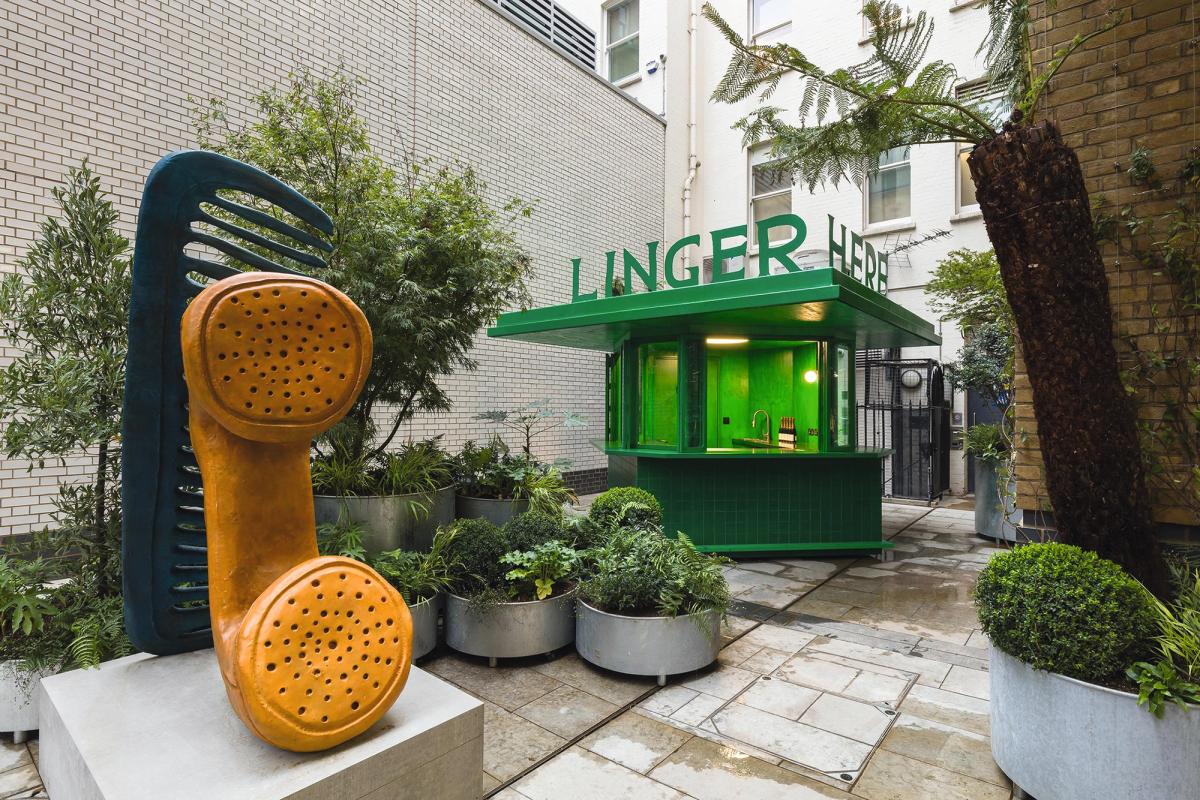 Stephen Friedman Gallery’s public garden features a permanent kiosk topped with text by David Shrigley (right), while works such as Woody De Othello’s Thought in mind (2023) will rotate throughout the year