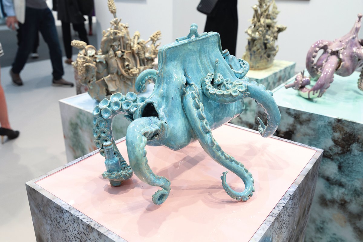 Lindsey Mendick’s I’m sorry for everything (2022), one of a series of fantastical ceramic handbags, at the stand of Margate-based Carl Freedman Gallery
Courtesy of the artist and Vigo Gallery