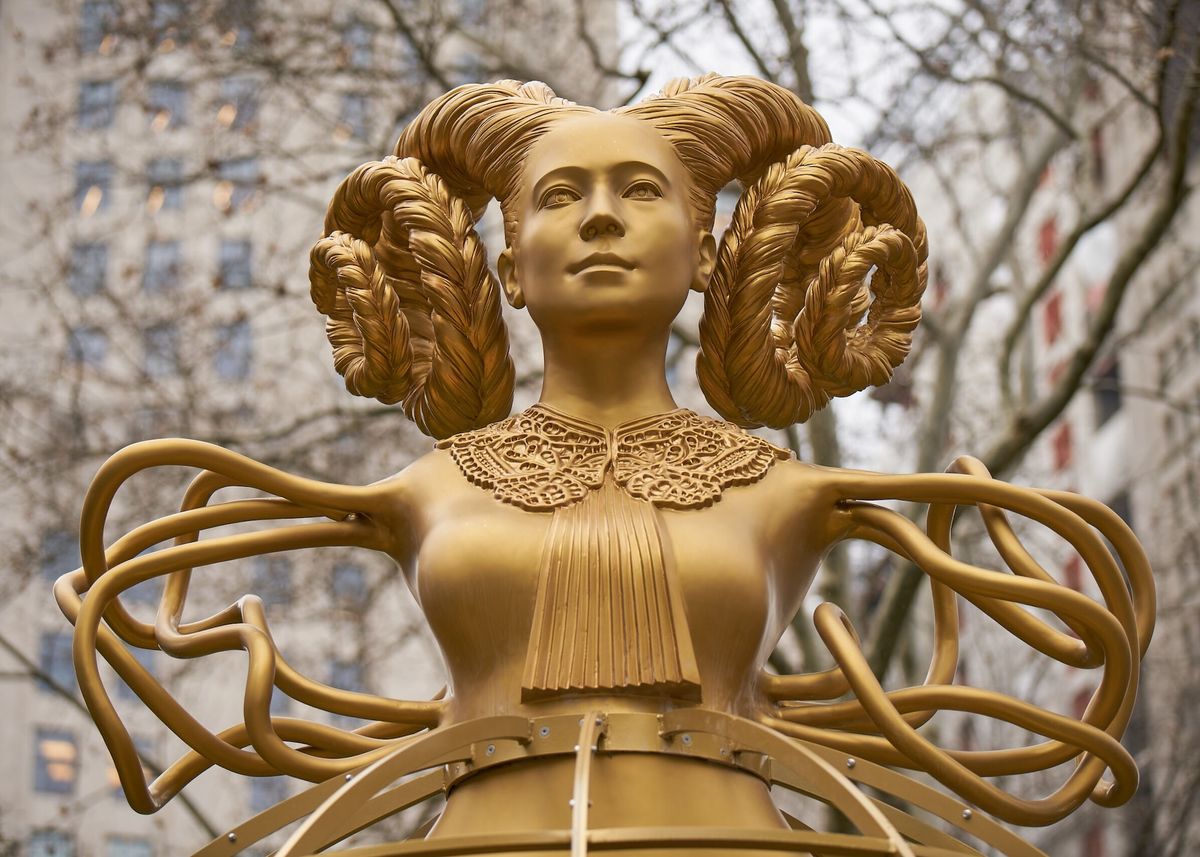 Shahzia Sikander's Witness (2023) in Madison Square Park for Havah…to breathe, air, life (2023)
Photo: Yasunori Matsui, courtesy the artist and Madison Square Park Conservancy