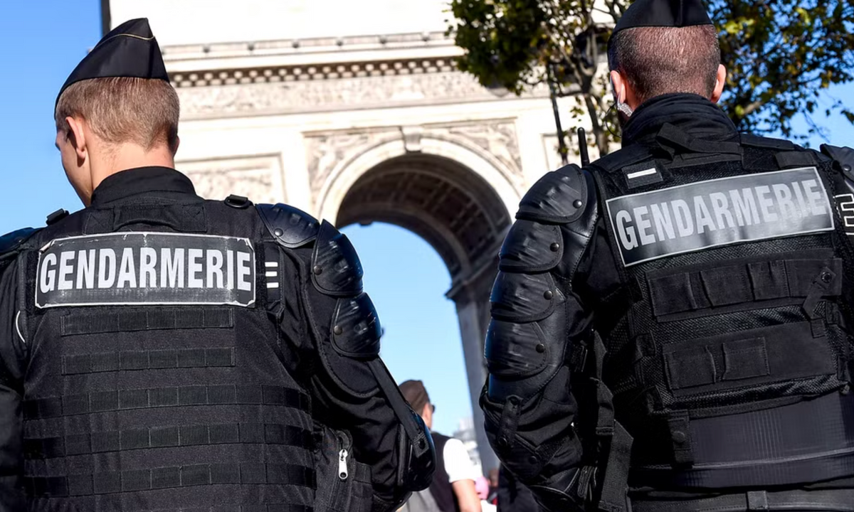 Following his arrest in Italy, Outdated Grasp forgery suspect Giuliano Ruffini is turned over to French authorities Following his arrest in Italy, Outdated Grasp forgery suspect Giuliano Ruffini is turned over to French authorities