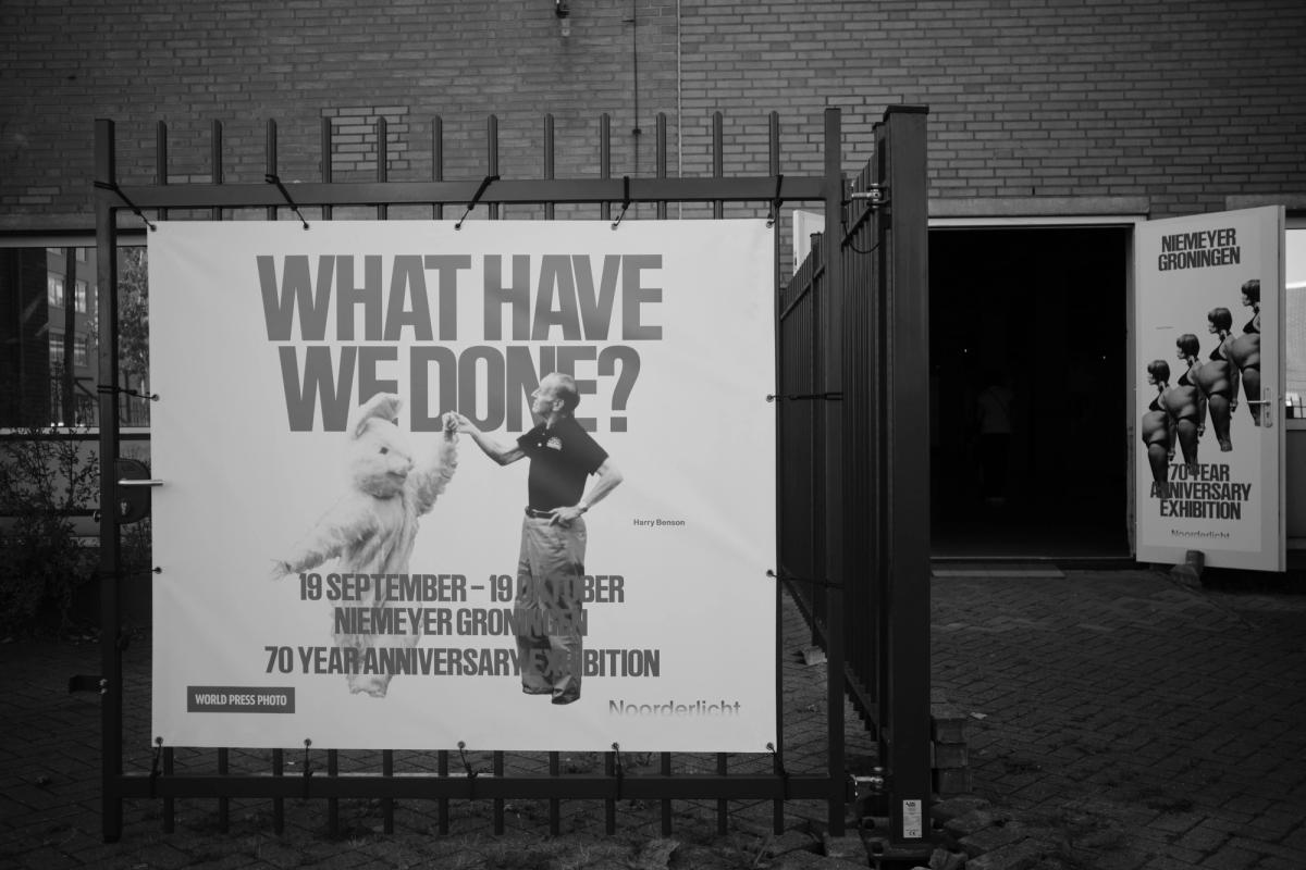 A view outside the exhibition What Have We Done? Unpacking 7 Decades of World Press Photo at Niemeyer, Noorderlicht

Photo: Tim van der Kuip