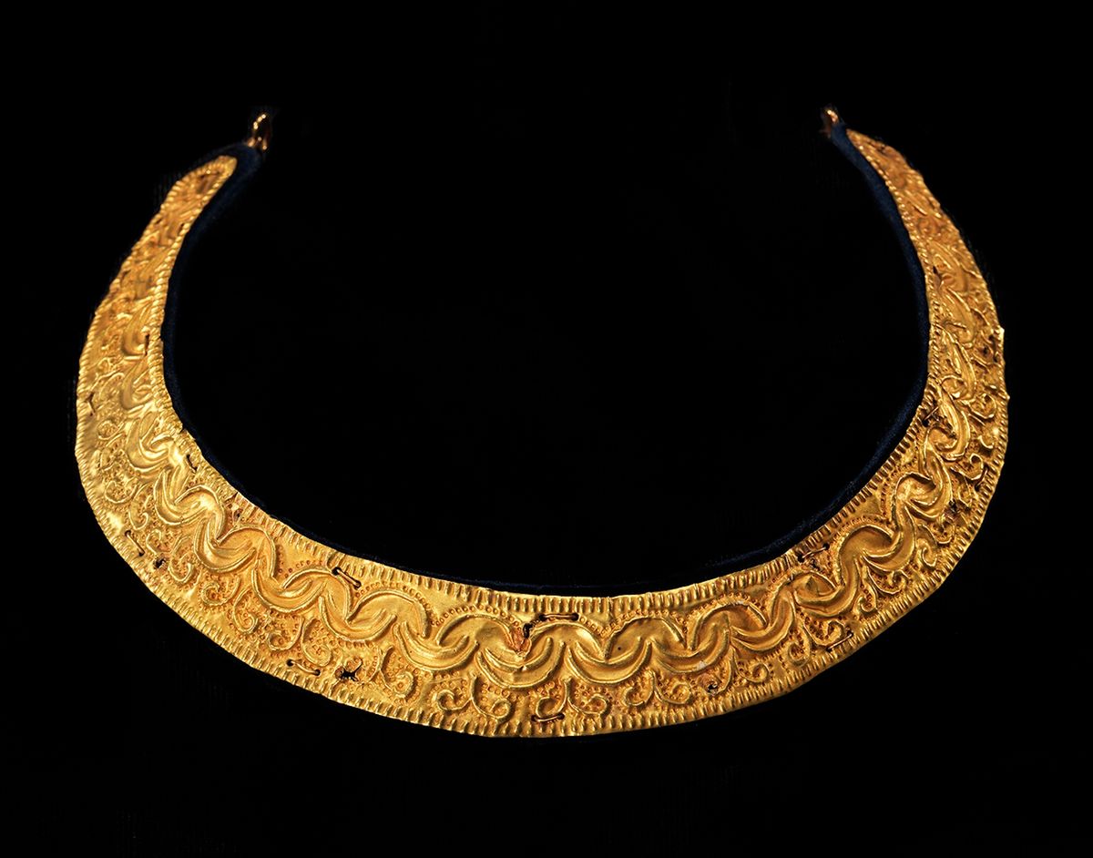 Unidentified member(s) of gold workers' guild (Asante peoples, Kumasi, Ghana), Royal necklace (gorget) or stool ornament; Before 1874; gold Fowler Museum at UCLA, Gift of the Wellcome Trust