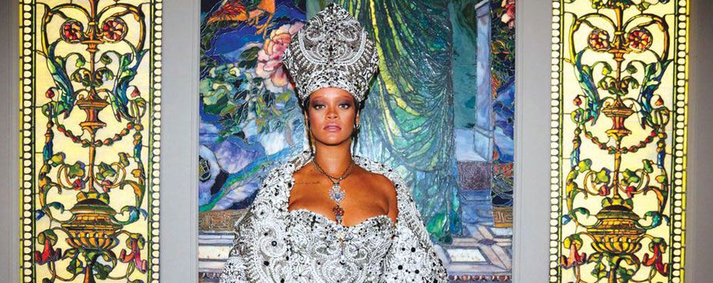 Rihanna attends the Heavenly Bodies: Fashion and the Catholic Imagination Costume Institute Gala at The Metropolitan Museum of Art © Photo by Taylor Jewell/Getty Images for Vogue