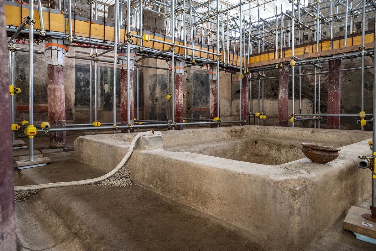 The spa complex houses a plunge pool big enough to hold 30 people
Courtesy of Parco Archeologico di Pompei