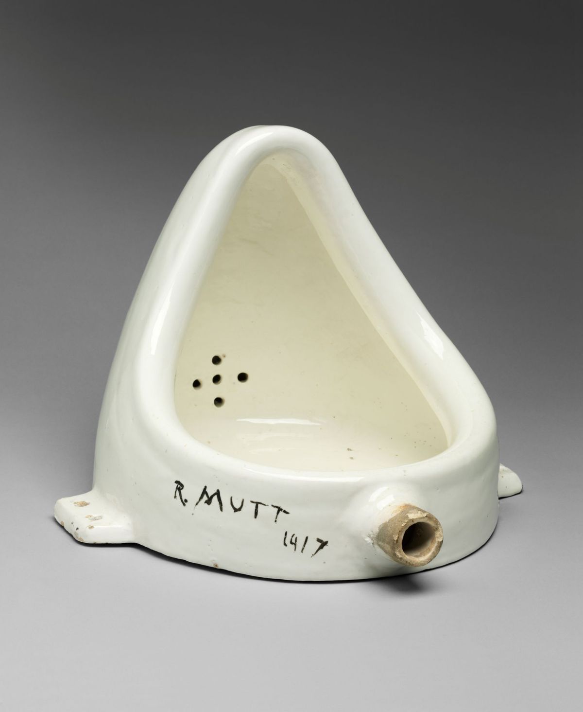 Duchamp’s famous (and much reproduced) signed urinal, Fountain (1917)
Courtesy of Philadelphia Art Museum