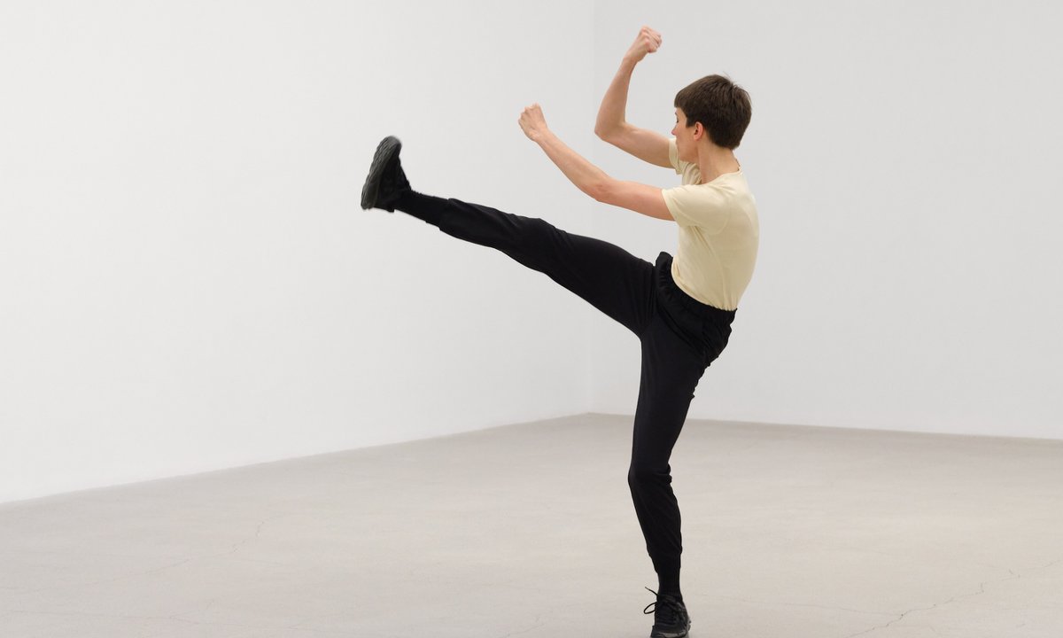 In new efficiency, artist Janice Kerbel choreographs a struggle for one In new efficiency, artist Janice Kerbel choreographs a struggle for one