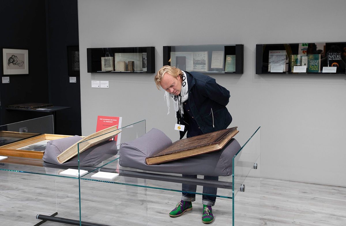 The ensemble is presented both at Frieze Masters and at Peter Harrington’s Mayfair bookshop, titled One Hundred Seconds to Midnight: Sounding the Alarm for Climate Change. Image: © David Owens