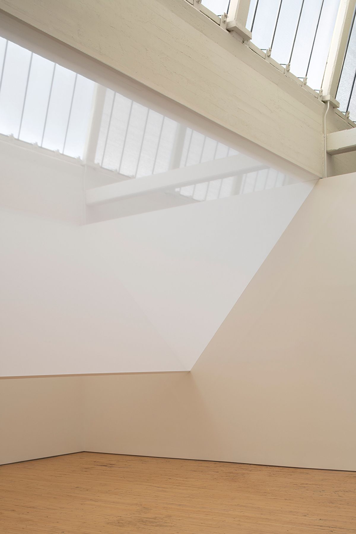 Robert Irwin, Full Room Skylight –Scrim V –Dia Beacon (1972/2022). Installation view, Dia Beacon, Beacon, New York, 2022. © Dia Art Foundation. Photo: Bill Jacobson Studio, New York. Courtesy Dia Art Foundation