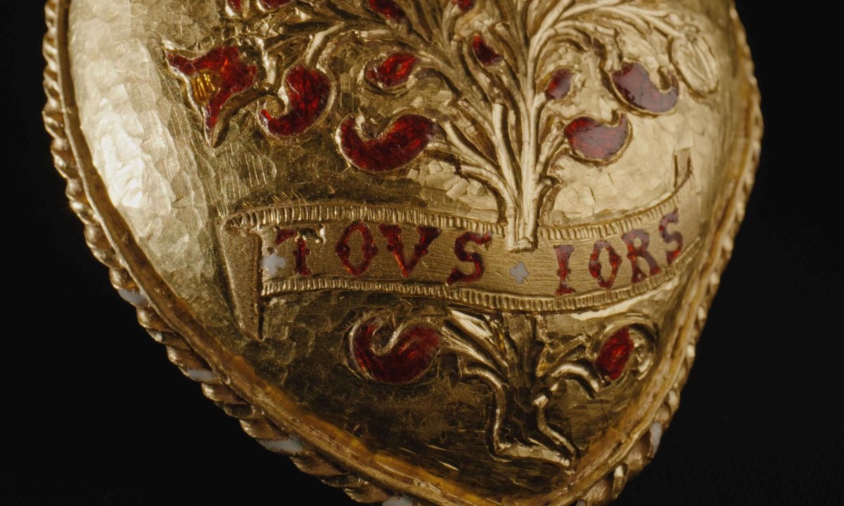 British Museum acquires 3.5m golden pendant linked to Henry VIII after high-profile campaign