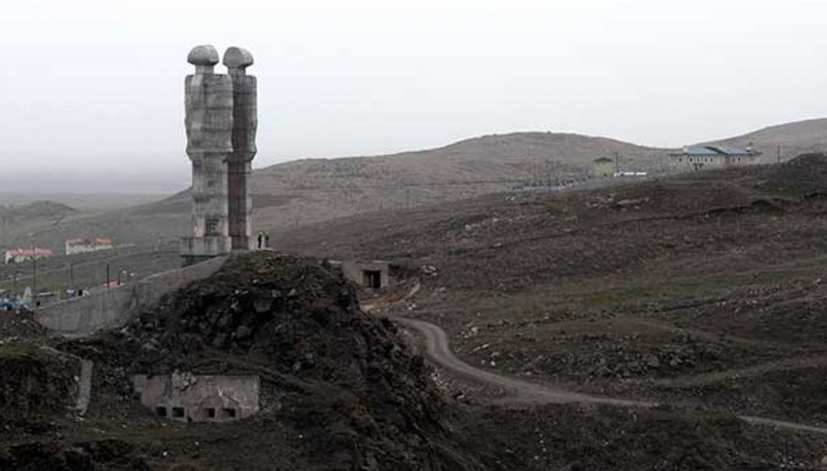 Aksoy’s Monument to Humanity