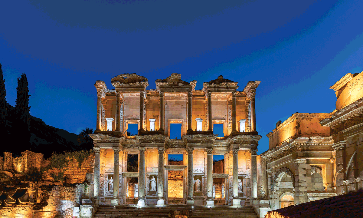 Turkey keeps ruins open after dark to combat heatwaves Turkey keeps ruins open after dark to combat heatwaves