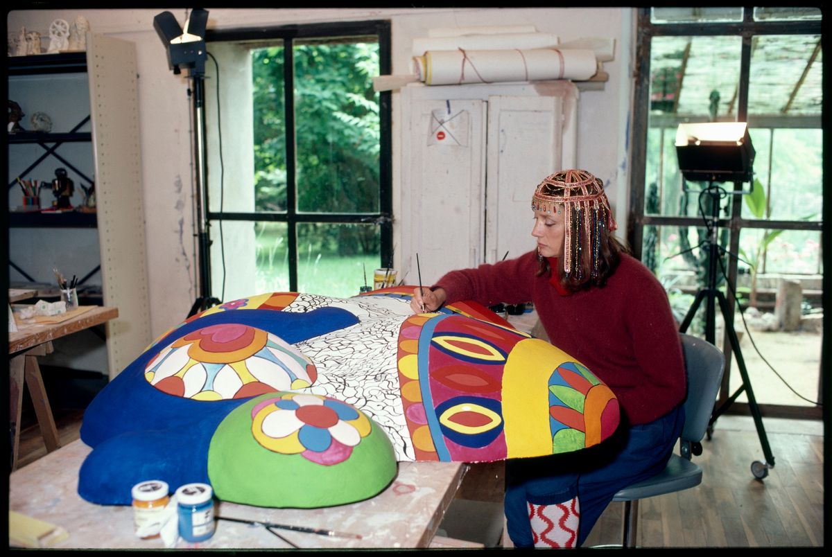 Niki de Saint Phalle in her studio ©2024 Photograph by Michiko Matsumoto