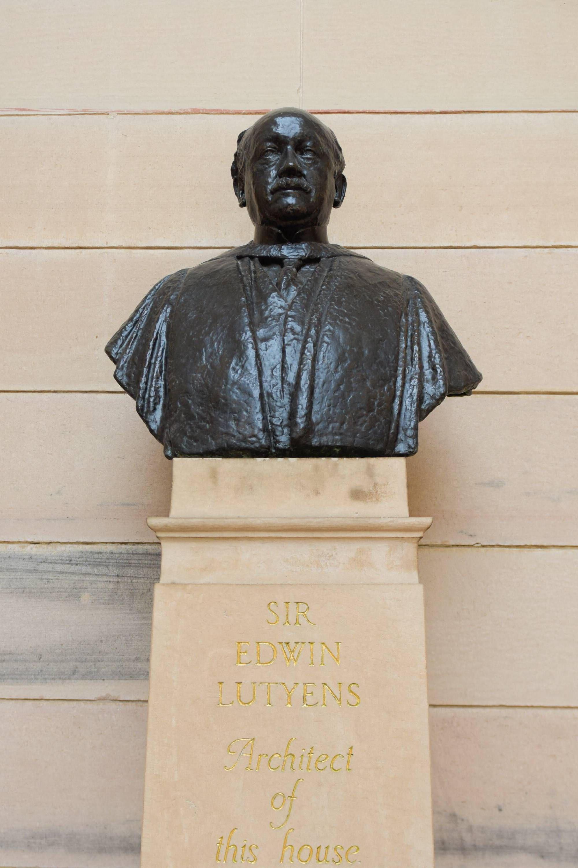 William Reid-Dick's bust of Edwin Lutyens

Photo: Rashtrapati Bhavan