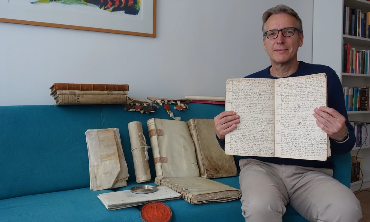 Hoard of stolen documents-including logbook of the 'saviour of the Netherlands'-recovered by art detective