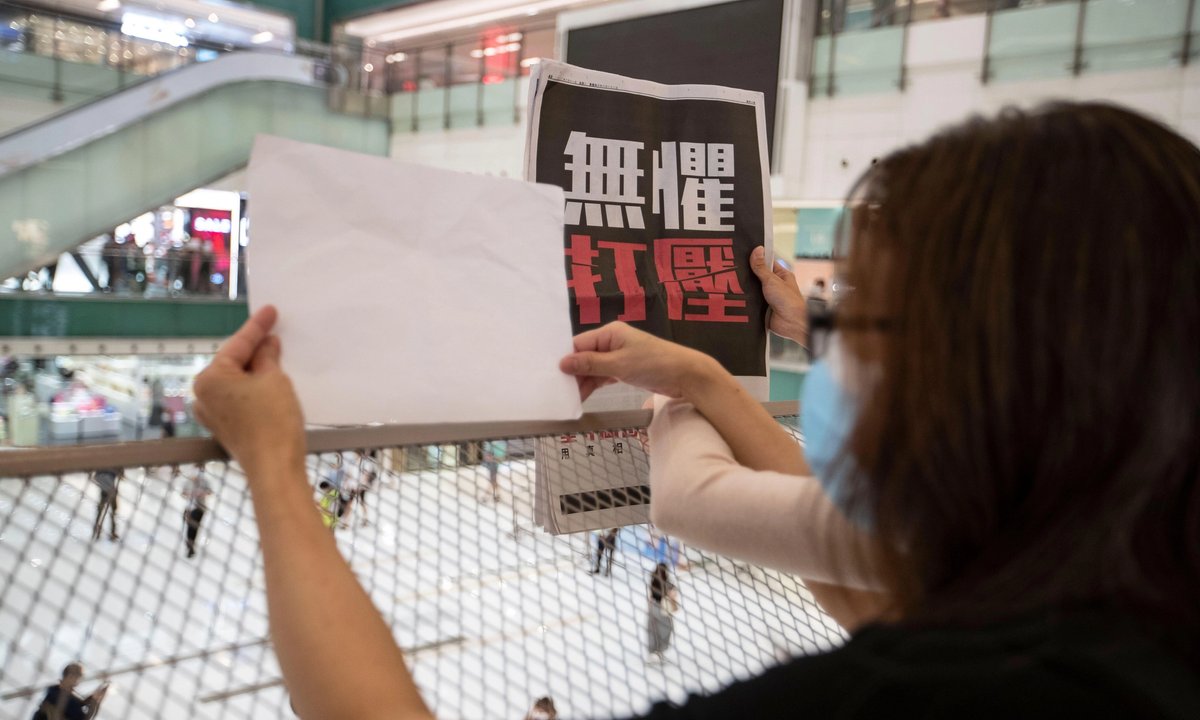 As 2023 dawns, the blank A4 sheet—brandished by protestors in China—is a potent political and artistic symbol As 2023 dawns, the blank A4 sheet—brandished by protestors in China—is a potent political and artistic symbol