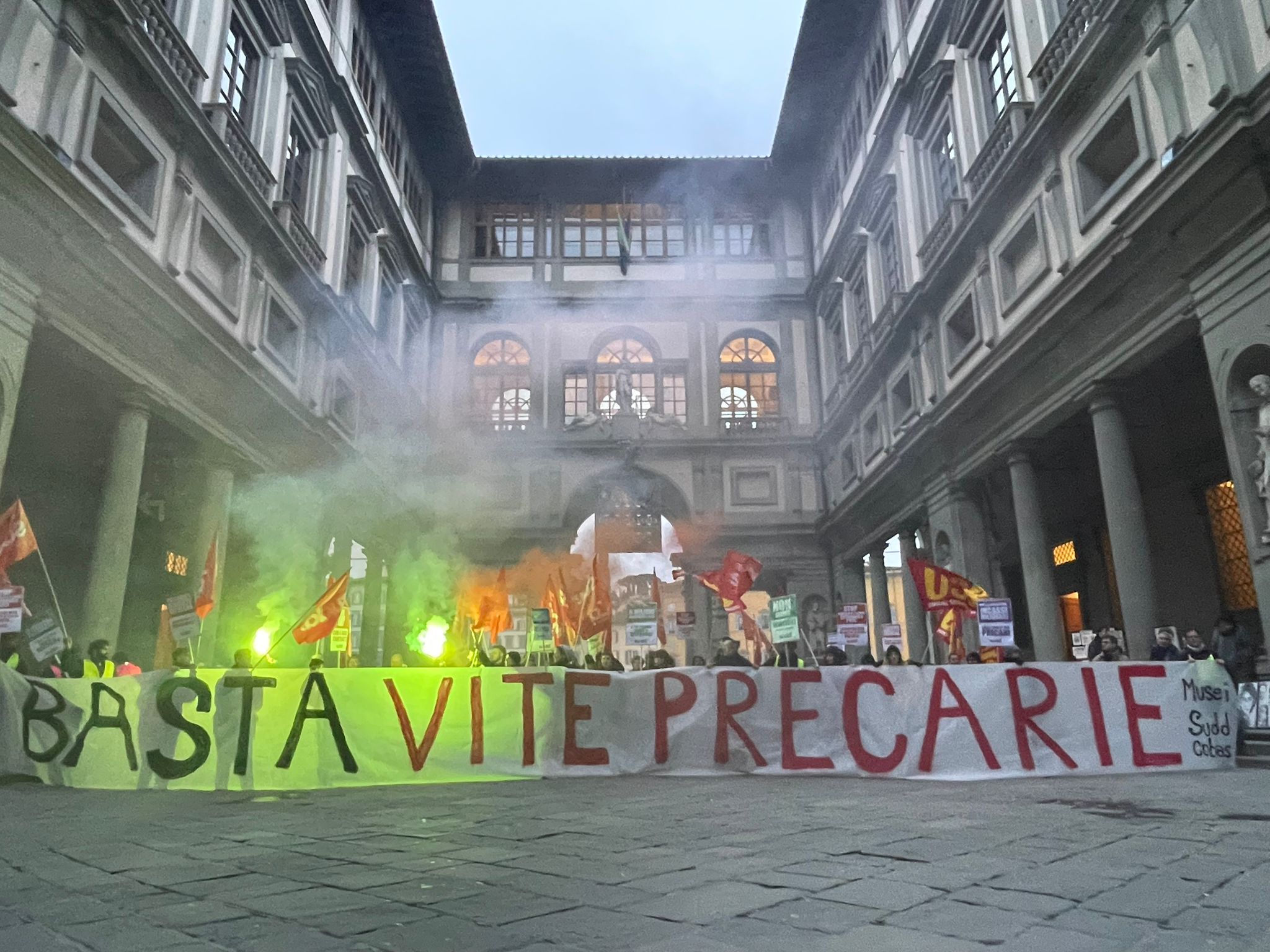 Protest held at Gallerie degli Uffizi after change in ticketing contract leaves temporary staff out of work – The Art Newspaper